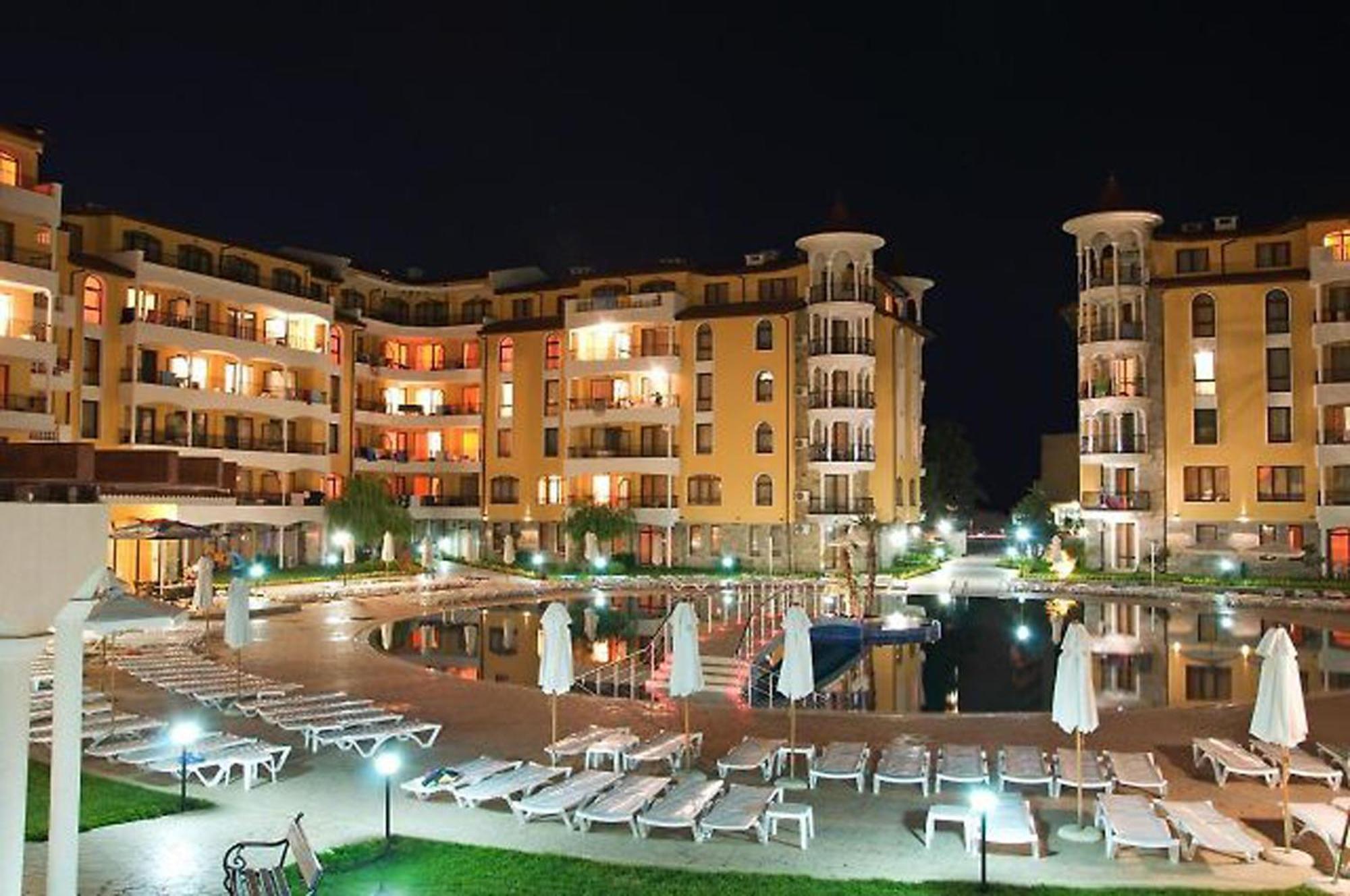 One Bedroom Guest Suite Sunny Beach Exterior foto